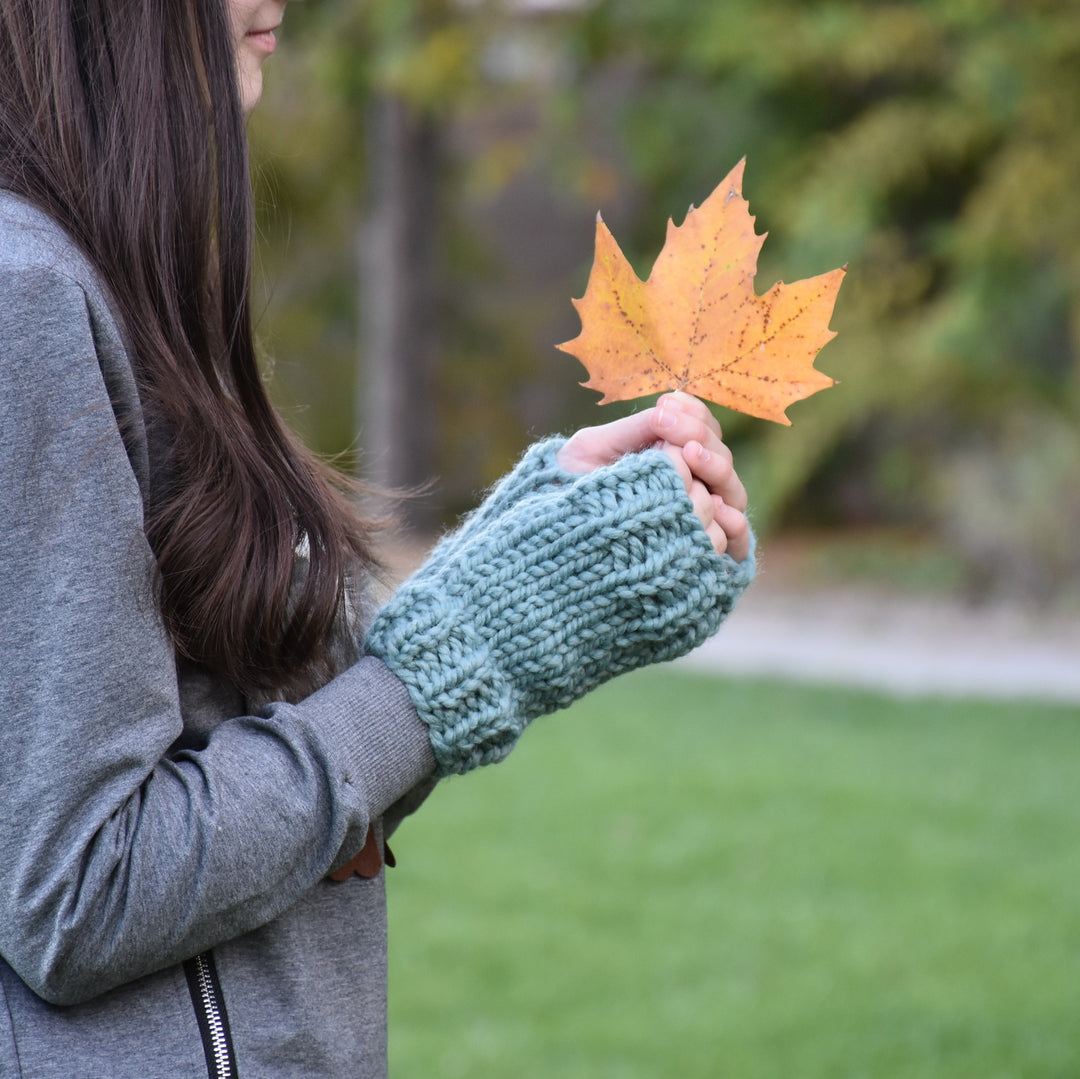 Knit Gloves